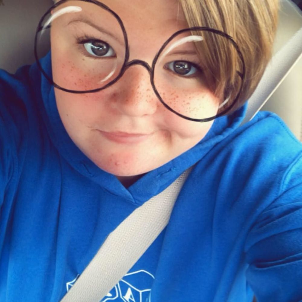 Meet your Posher, Julia